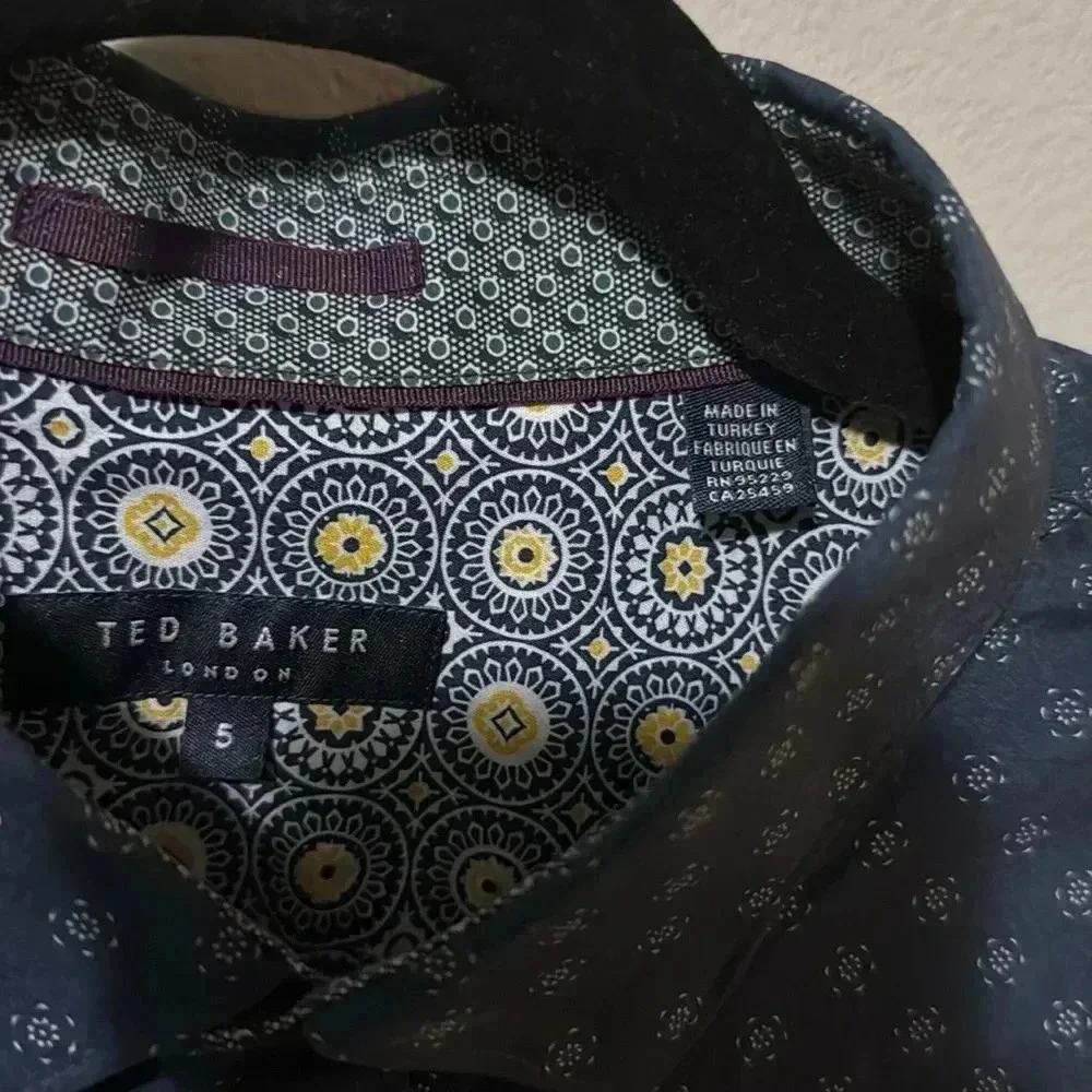 Ted Baker London | 100% Cotton button down, size 5. Navy blue with print. EUC